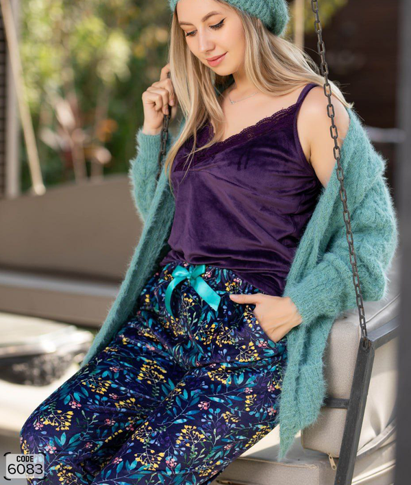 بيجامة شتوي حريمي 3 قطع .