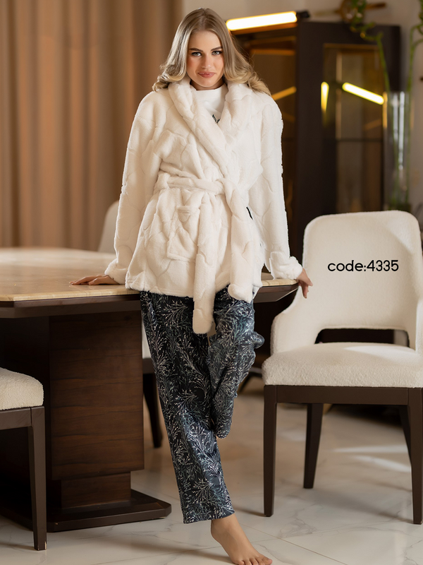 بيجامه حريمي 3 قطع شتوي