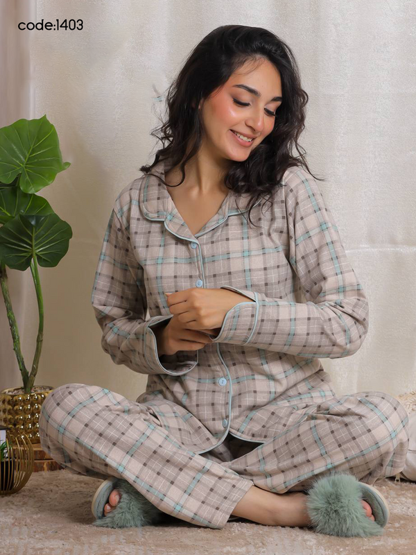 بيجامه حريمي شتوي قطعتين 1403