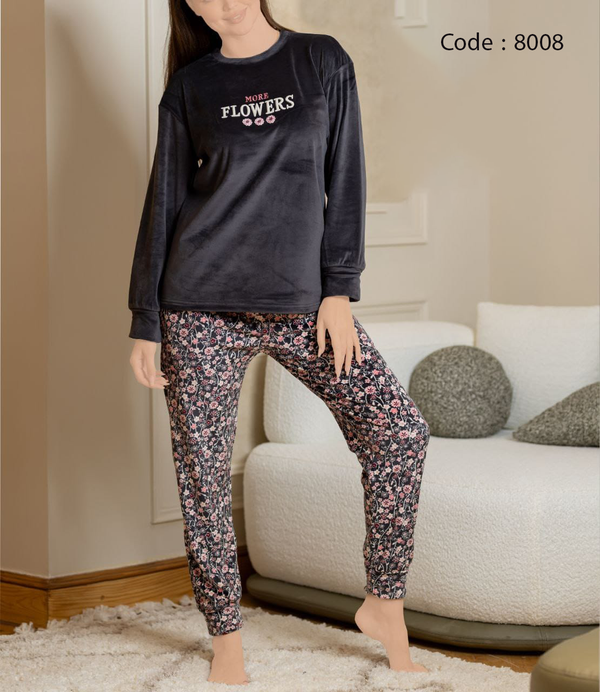 بيجامة شتوي حريمي قطعتين .