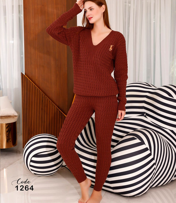 بيجامة شتوي حريمي قطعتين .