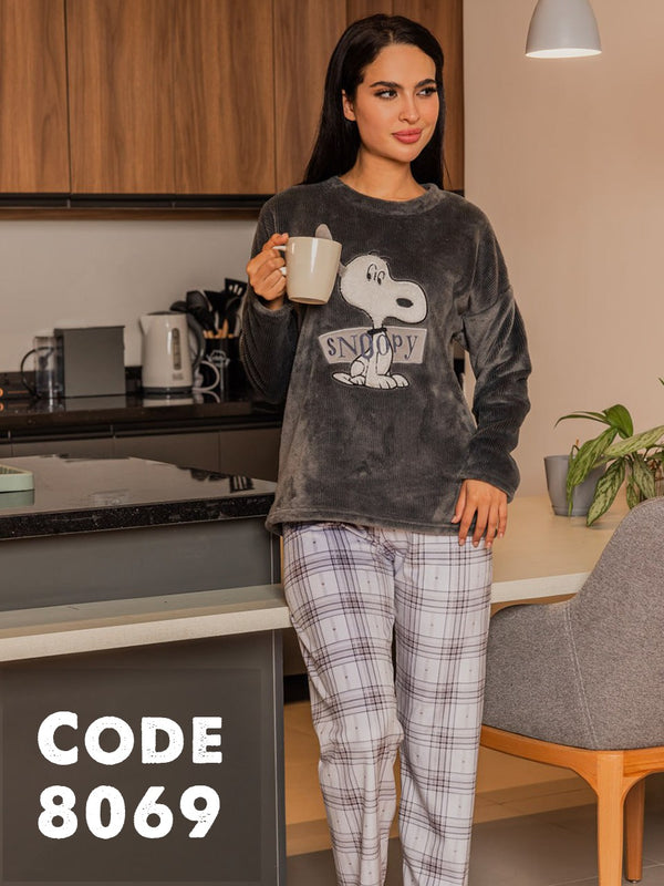 بيجامة شتوي حريمي قطعتين .