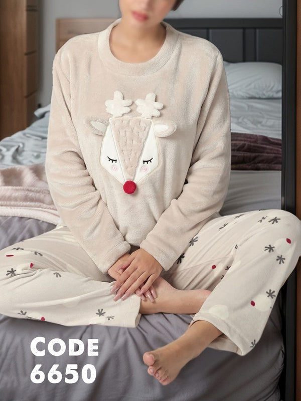 بيجامة شتوي حريمي قطعتين .