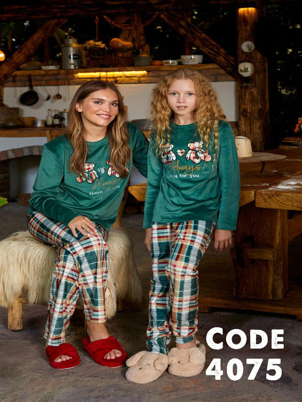 بيجامه بناتي شتوي قطعتين